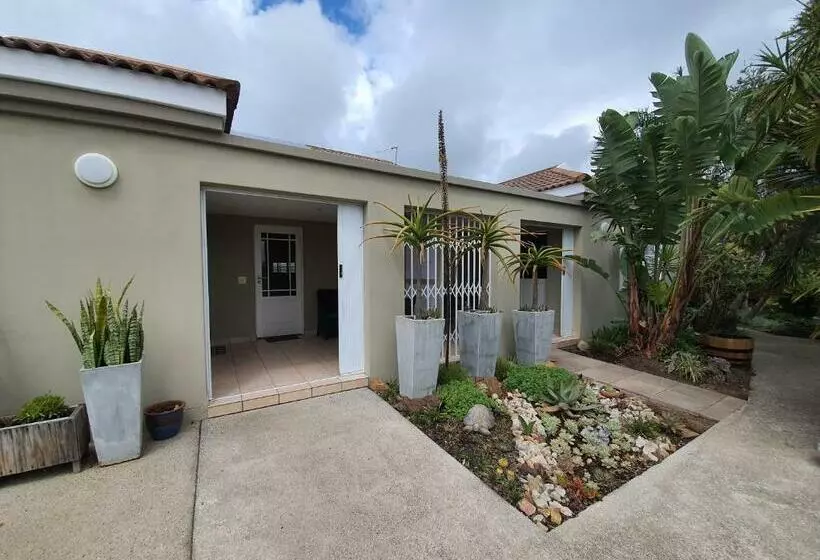 ペンション Plett57   Self Catering   Room No1