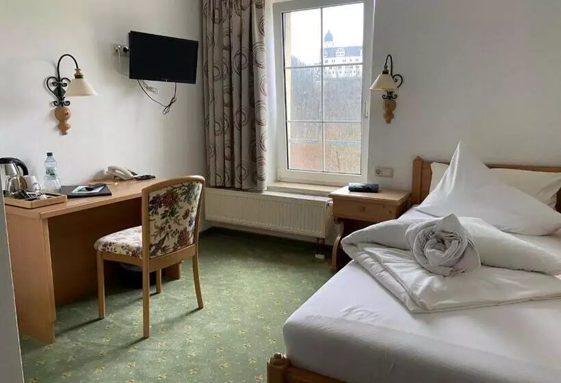 ペンション Das Muldenschlösschen   Gästehaus & Restaurant