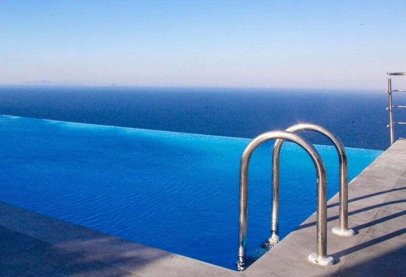 پانسیون Luna Rossa