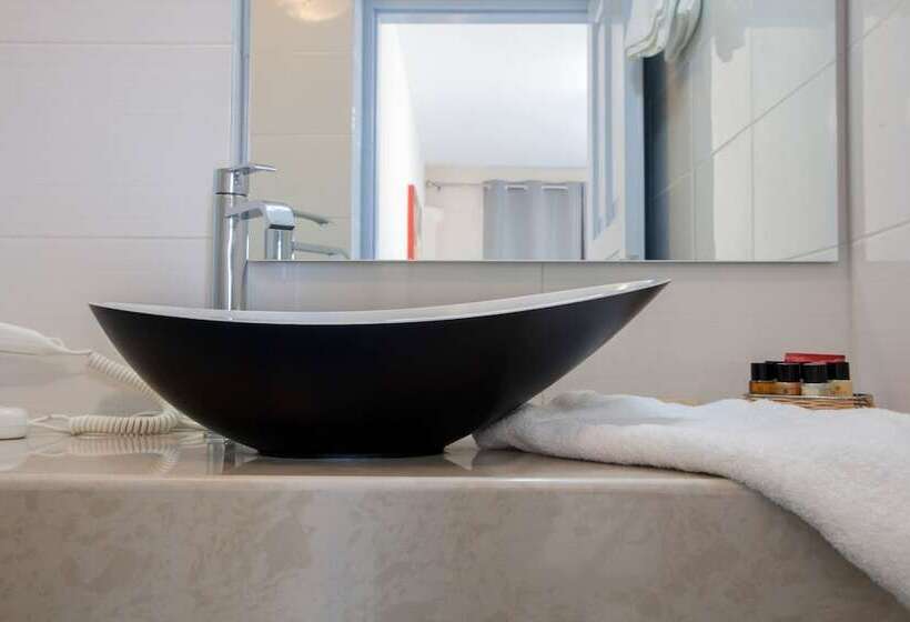 پانسیون Luna Rossa