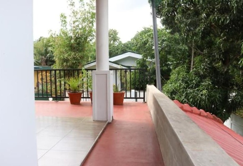 بنسيون Rainbow Tourist Rest