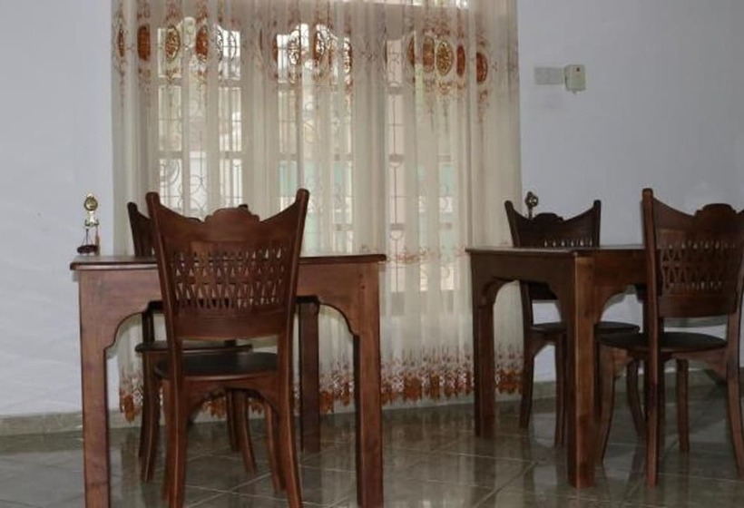 بنسيون Rainbow Tourist Rest