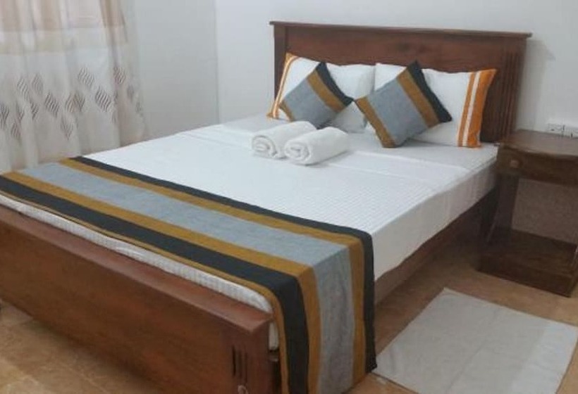 بنسيون Rainbow Tourist Rest