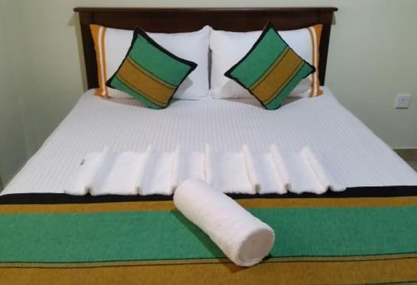 بنسيون Rainbow Tourist Rest