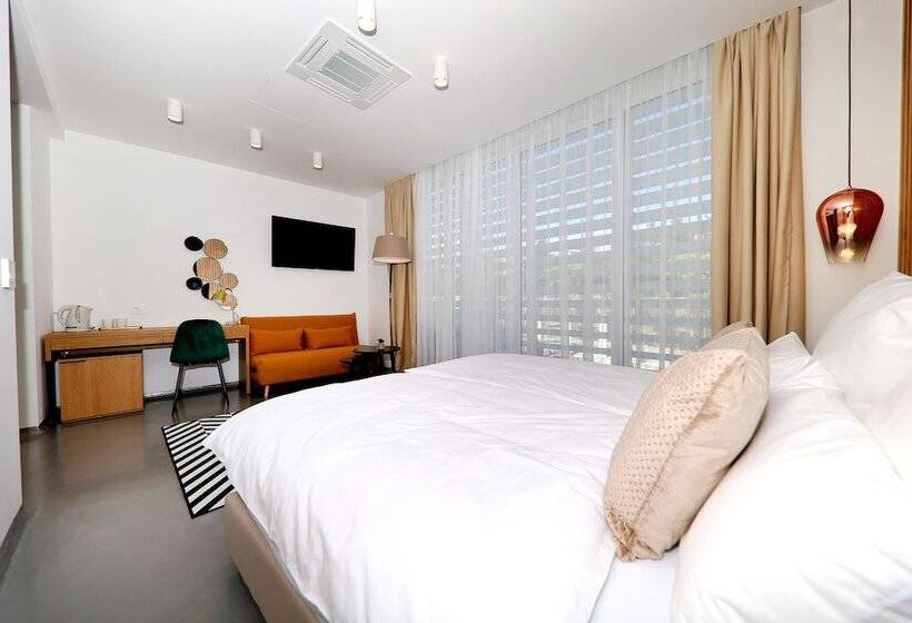 بنسيون White Rooms Zadar 345