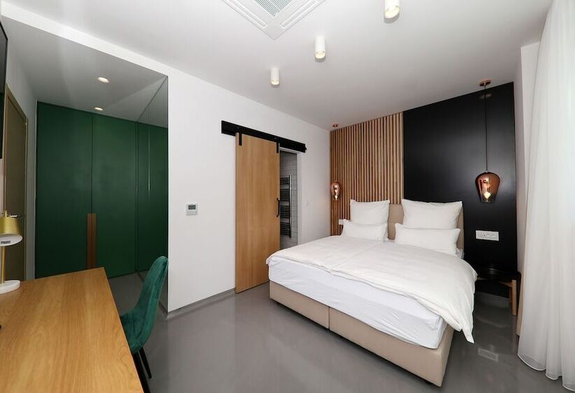 بنسيون White Rooms Zadar 345