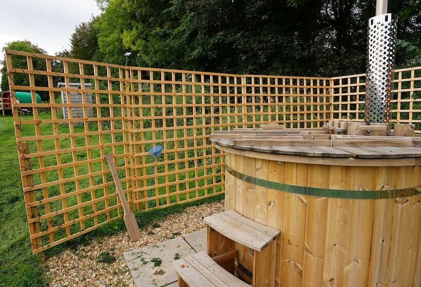 Shepherd S Hut @ Westcote