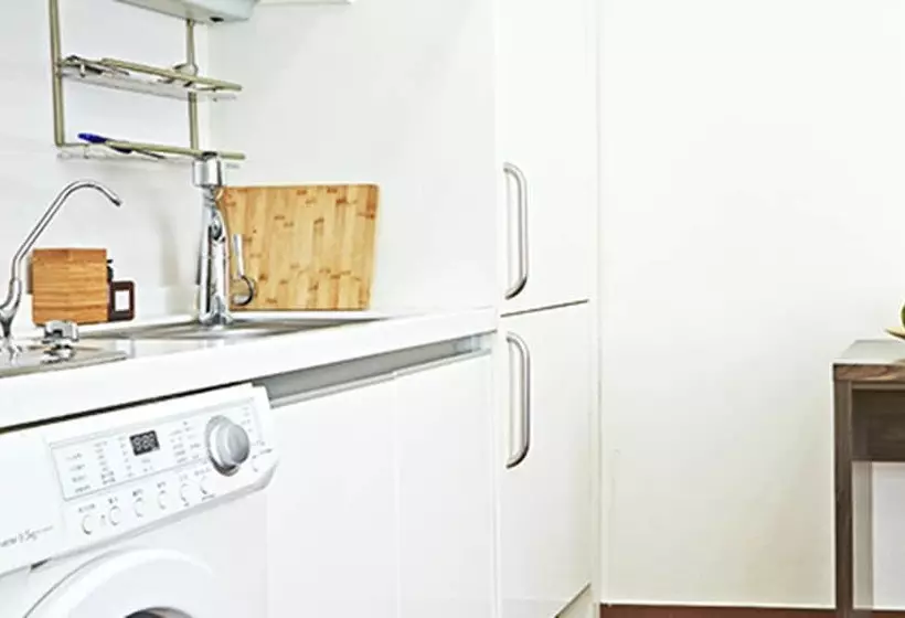 Brown Suites Residence