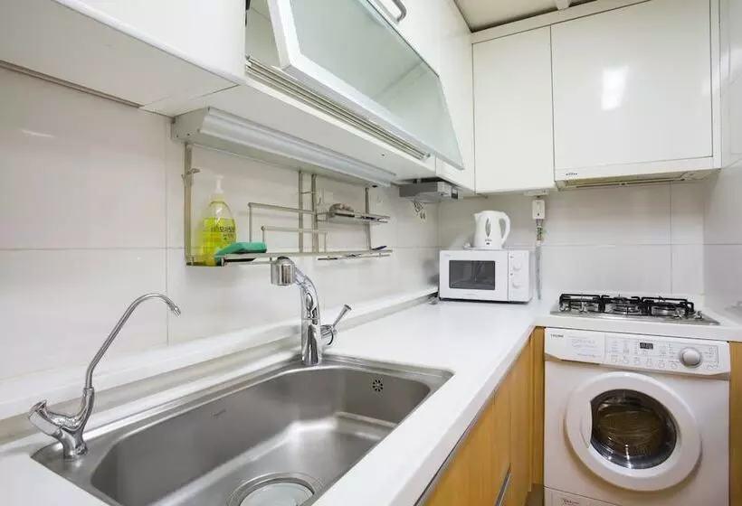 Brown Suites Residence