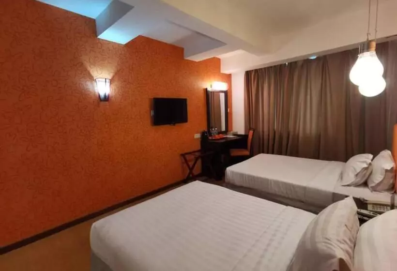 2 Inn 1 Boutique Hotel & Spa