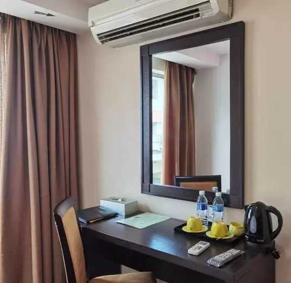 2 Inn 1 Boutique Hotel & Spa