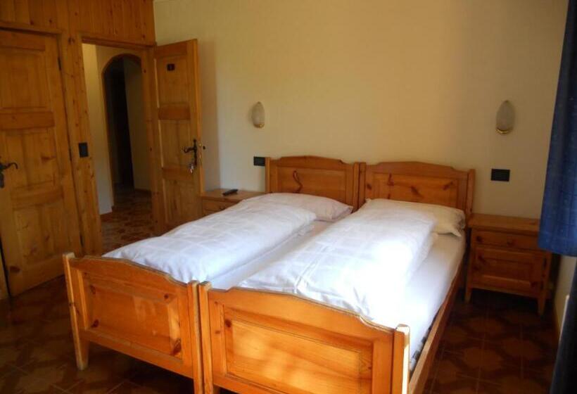 호텔 Affittacamere Baita Betulla