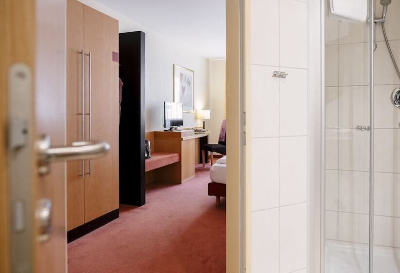 فندق Am Jungfernstieg