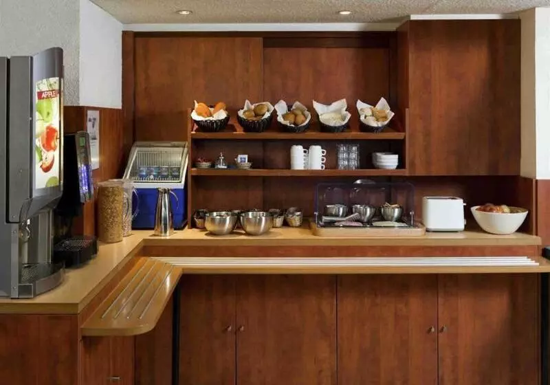 B&b Hotel Liège Rocourt