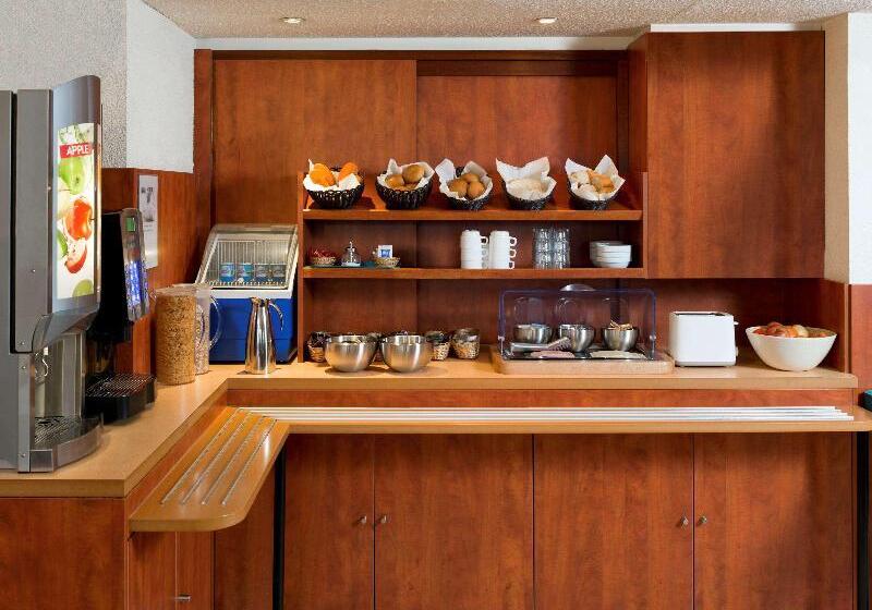 B&b Hotel Liège Rocourt