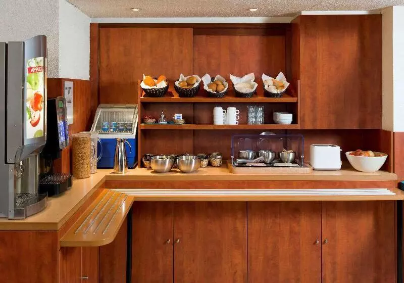 B&b Hotel Liège Rocourt