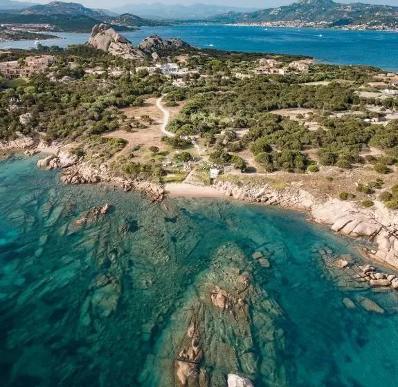 فندق Grand Relais Dei Nuraghi