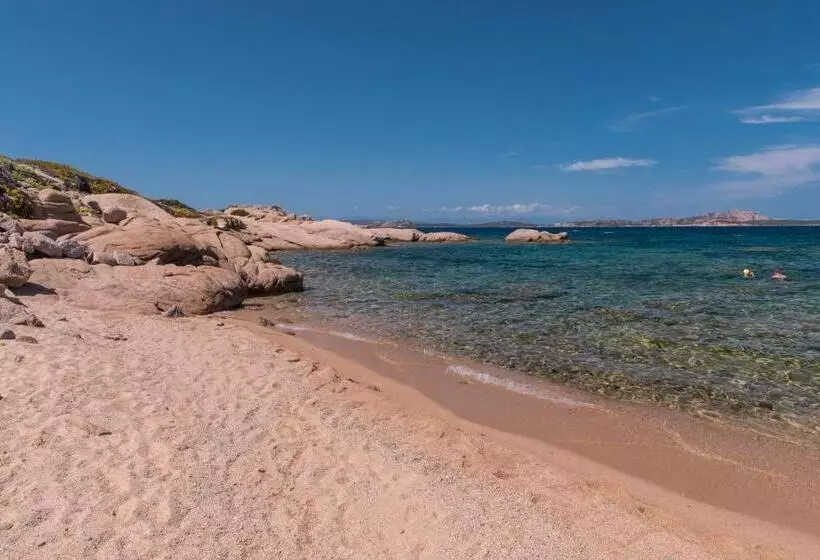 فندق Grand Relais Dei Nuraghi