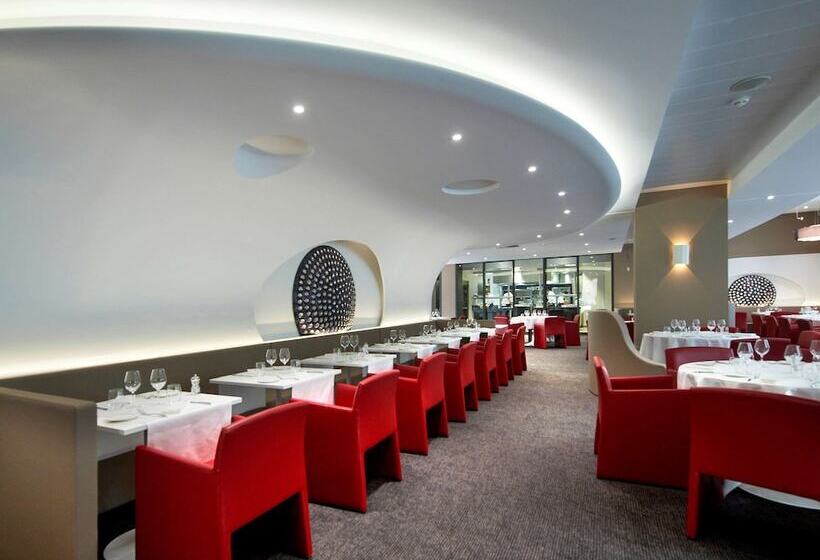 هتل Mercure Villefranche Sur Saône