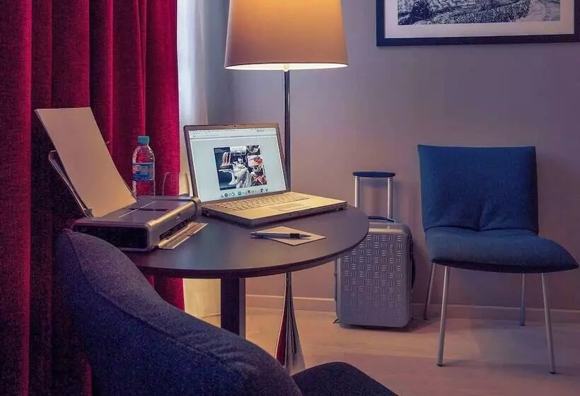 هتل Mercure Villefranche Sur Saône