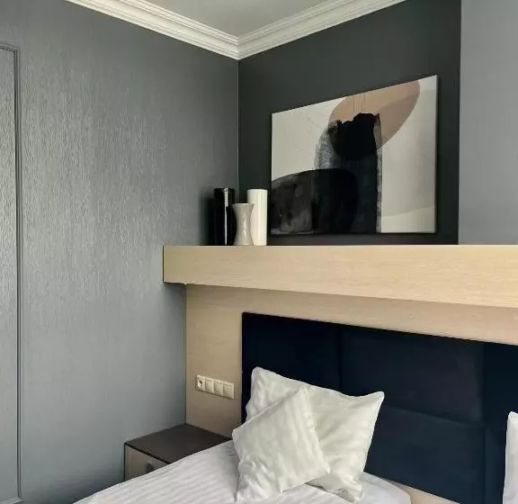 هتل Natura Residence Business & Spa