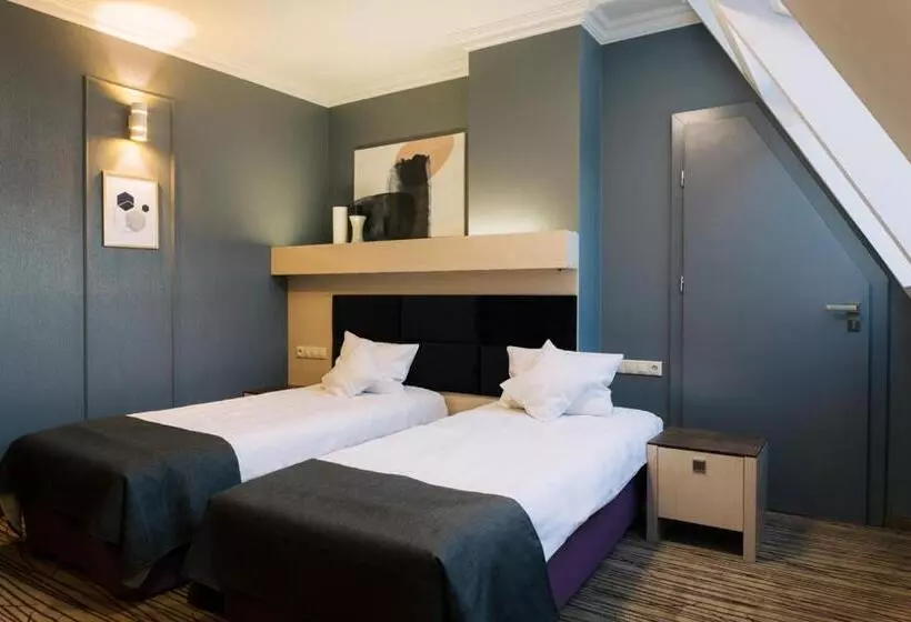 هتل Natura Residence Business & Spa