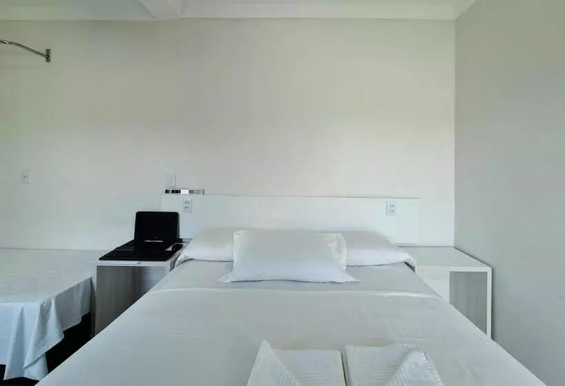 호텔 Pousada Praia Do Flamengo