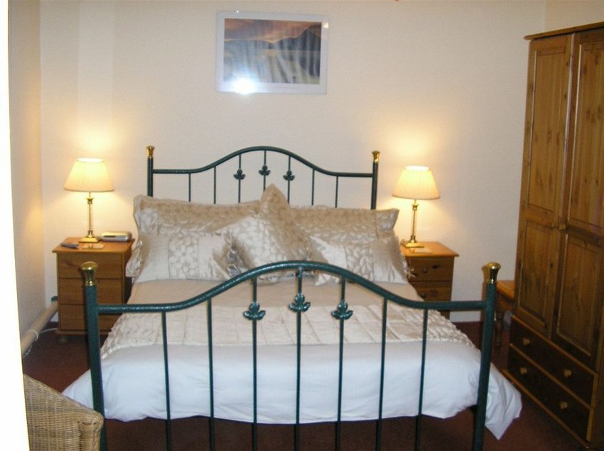 בית מלון כפרי The Robertson Arms