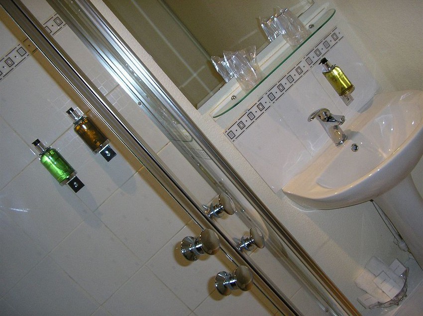 בית מלון כפרי The Robertson Arms