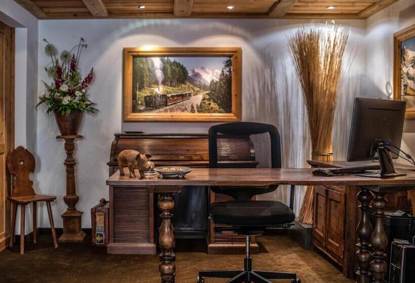 בית מלון כפרי Schonegg