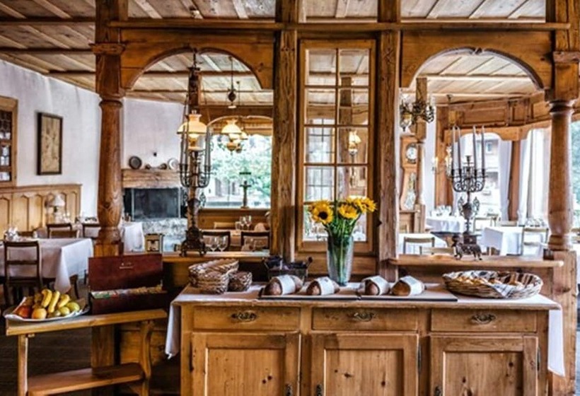 בית מלון כפרי Schonegg