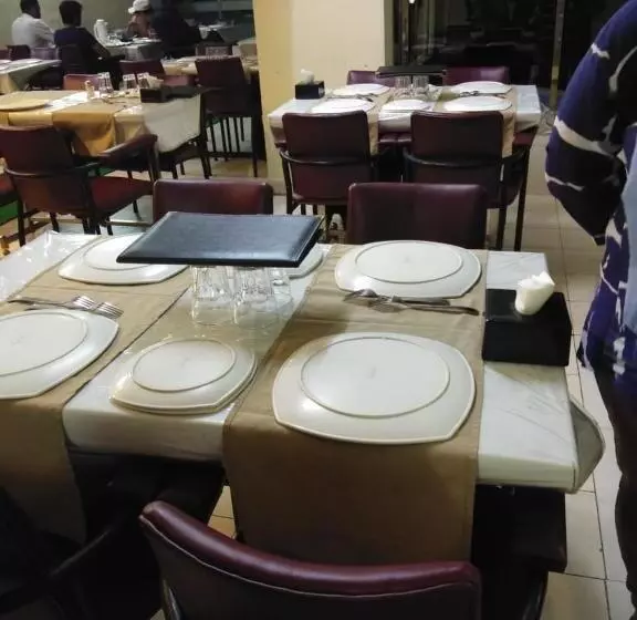 Hotel Sunrise Hill Resort