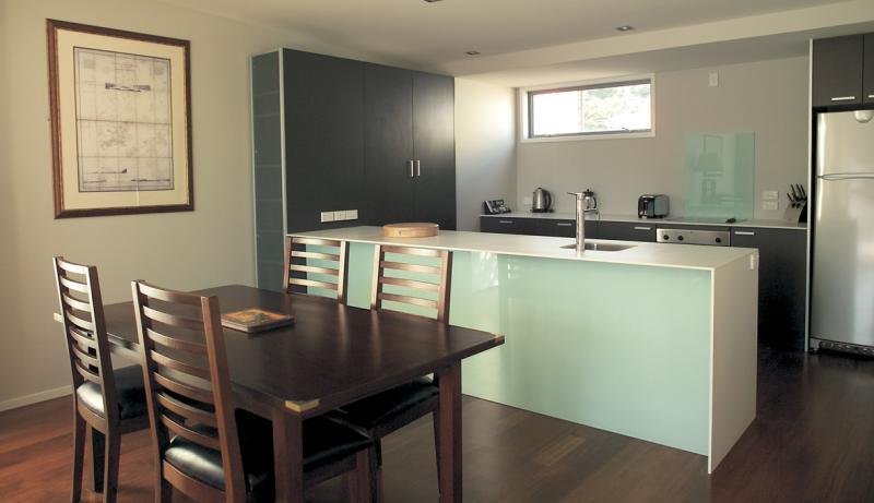 Отель The Moorings Apartments