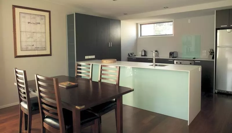 酒店 The Moorings Apartments