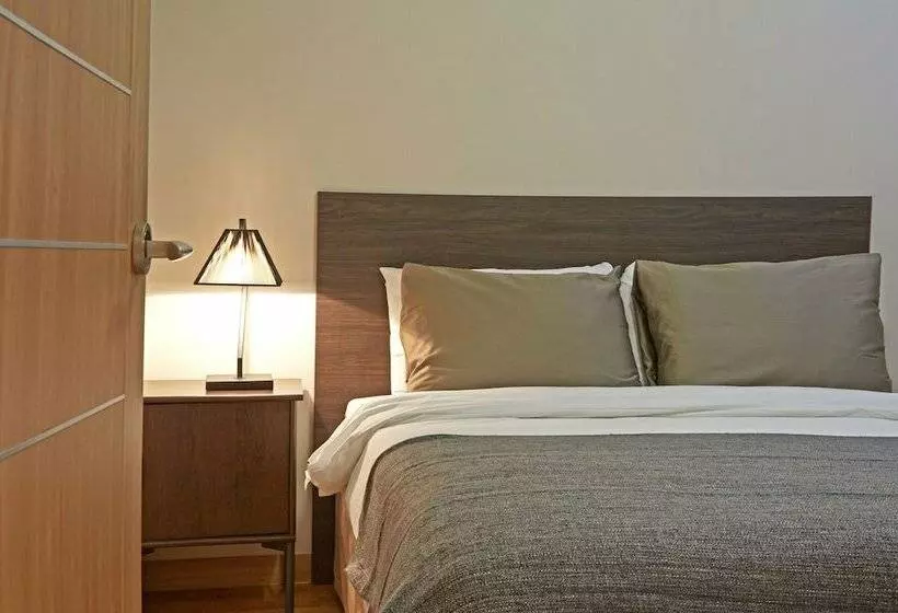 Brown Suites Residence