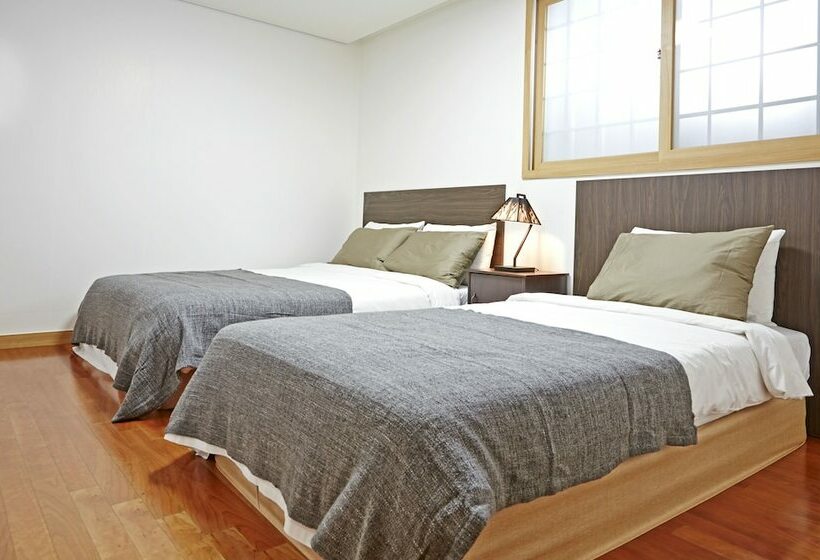 Brown Suites Residence