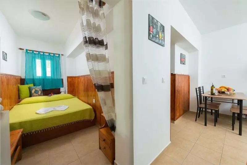 Stegna House