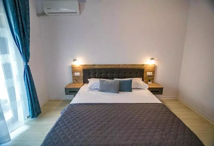 Pensió Casa Adiman