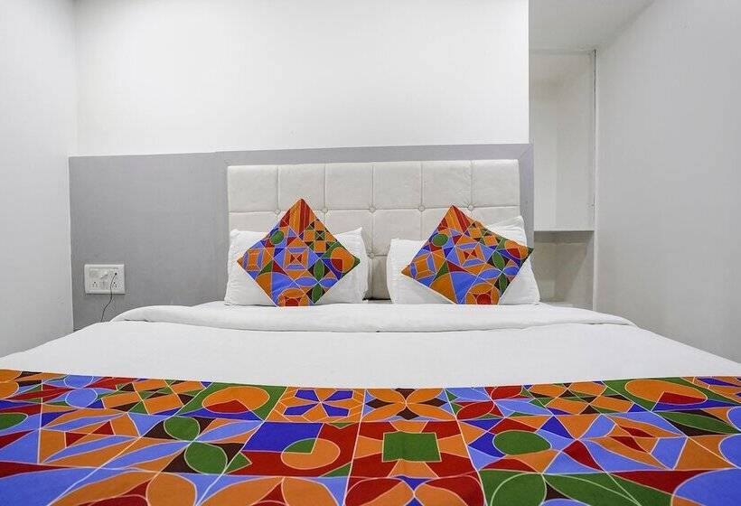 בית מלון כפרי Fabexpress Park Residency Nr Mumbai International Airport