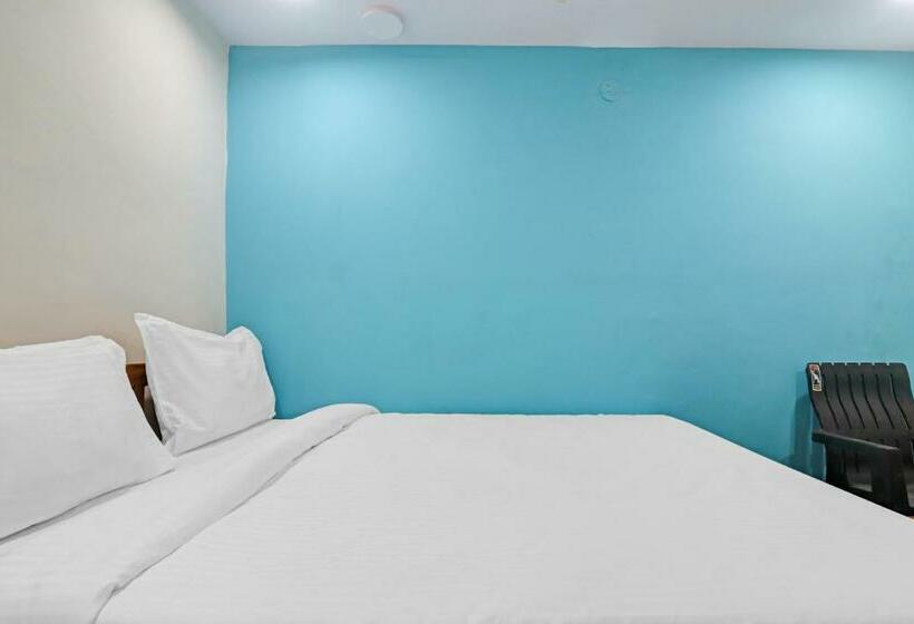 בית מלון כפרי Oyo 85160 Sri Vasudha Residency