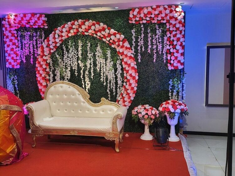 בית מלון כפרי The Adventure Luxury