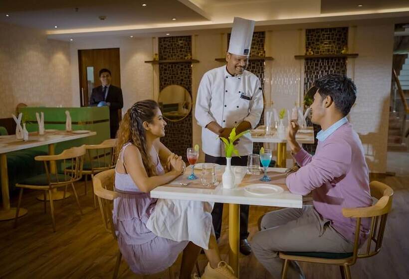 בית מלון כפרי The Adventure Luxury