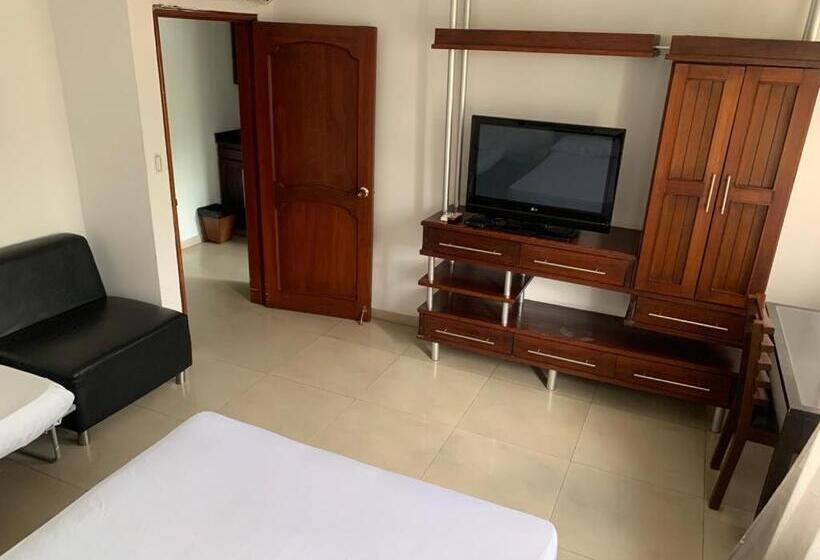 Aw Hotel Chipichape Urban