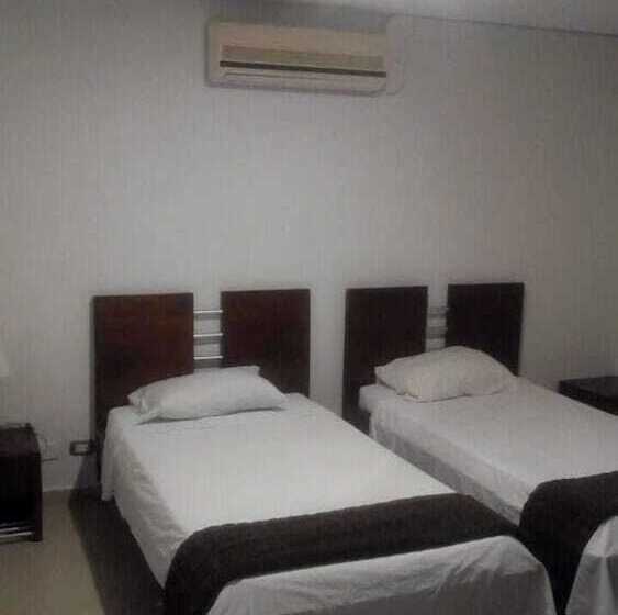 Aw Hotel Chipichape Urban