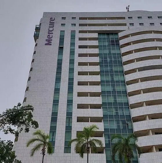 Mercure Flat Particular