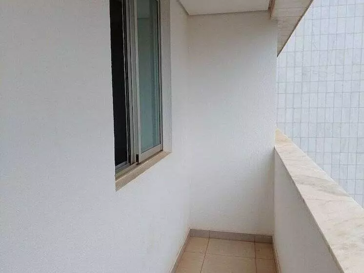 Mercure Flat Particular