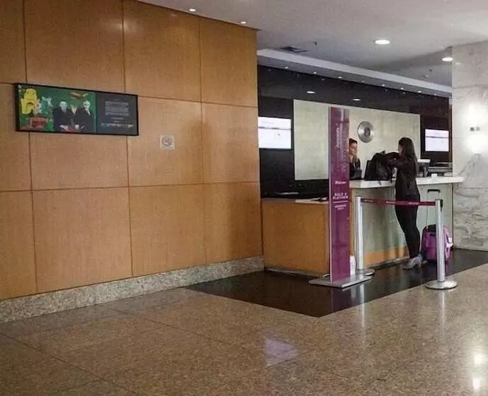 Mercure Flat Particular