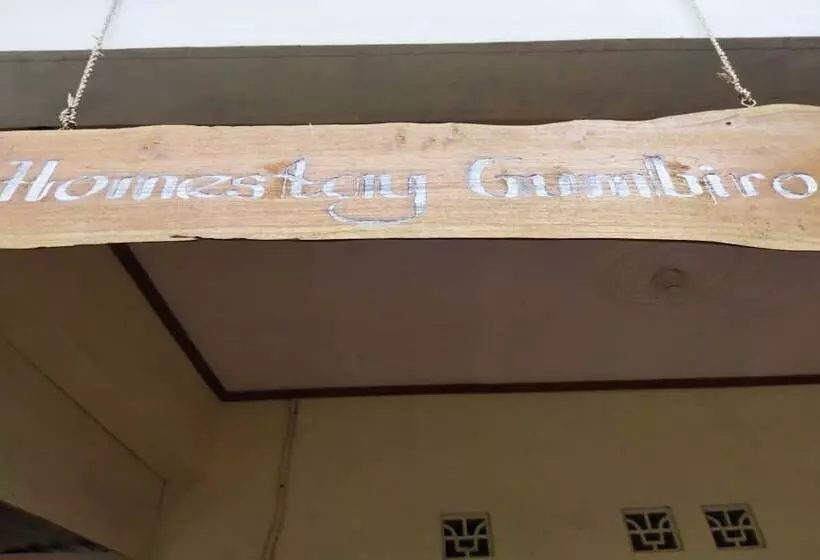 پانسیون Borobudur Kampung Homestay  Gumbiro