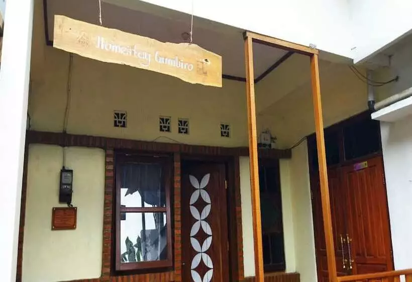 پانسیون Borobudur Kampung Homestay  Gumbiro