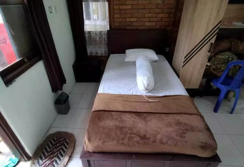 پانسیون Borobudur Kampung Homestay  Gumbiro
